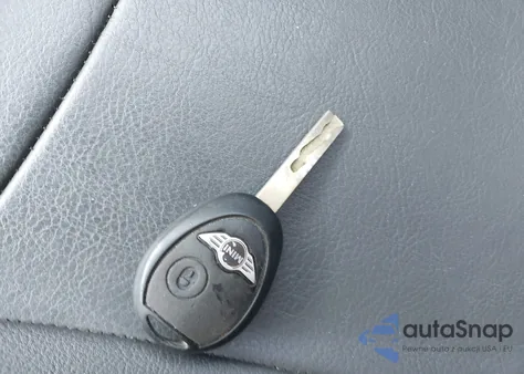 2002 Mini Cooper S from USA, damaged, VIN WMWRE33432TD56081